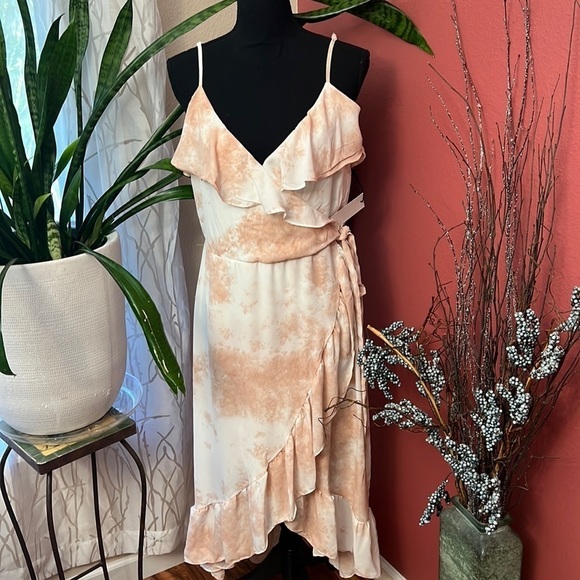 Dex Dresses & Skirts - NEW Dex Blush Tie Dye Wrap Maxi Dress